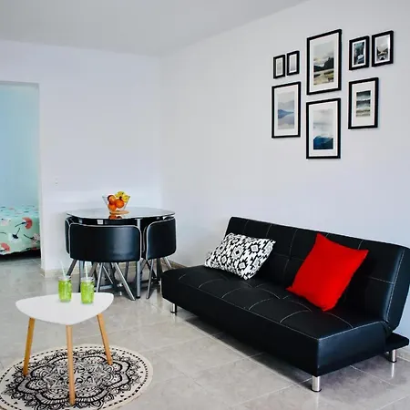 Sunset House Apartament *